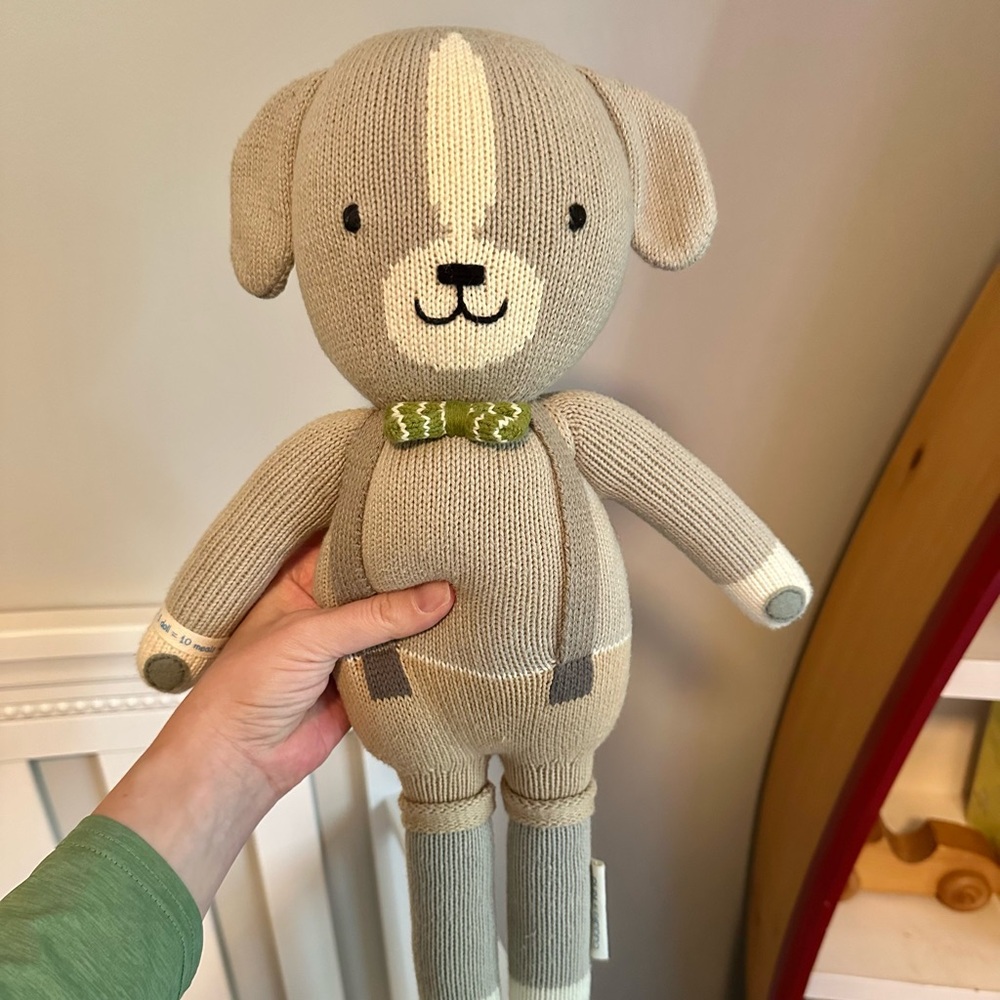 Cuddle + Kind | Large 20” Noah The Dog